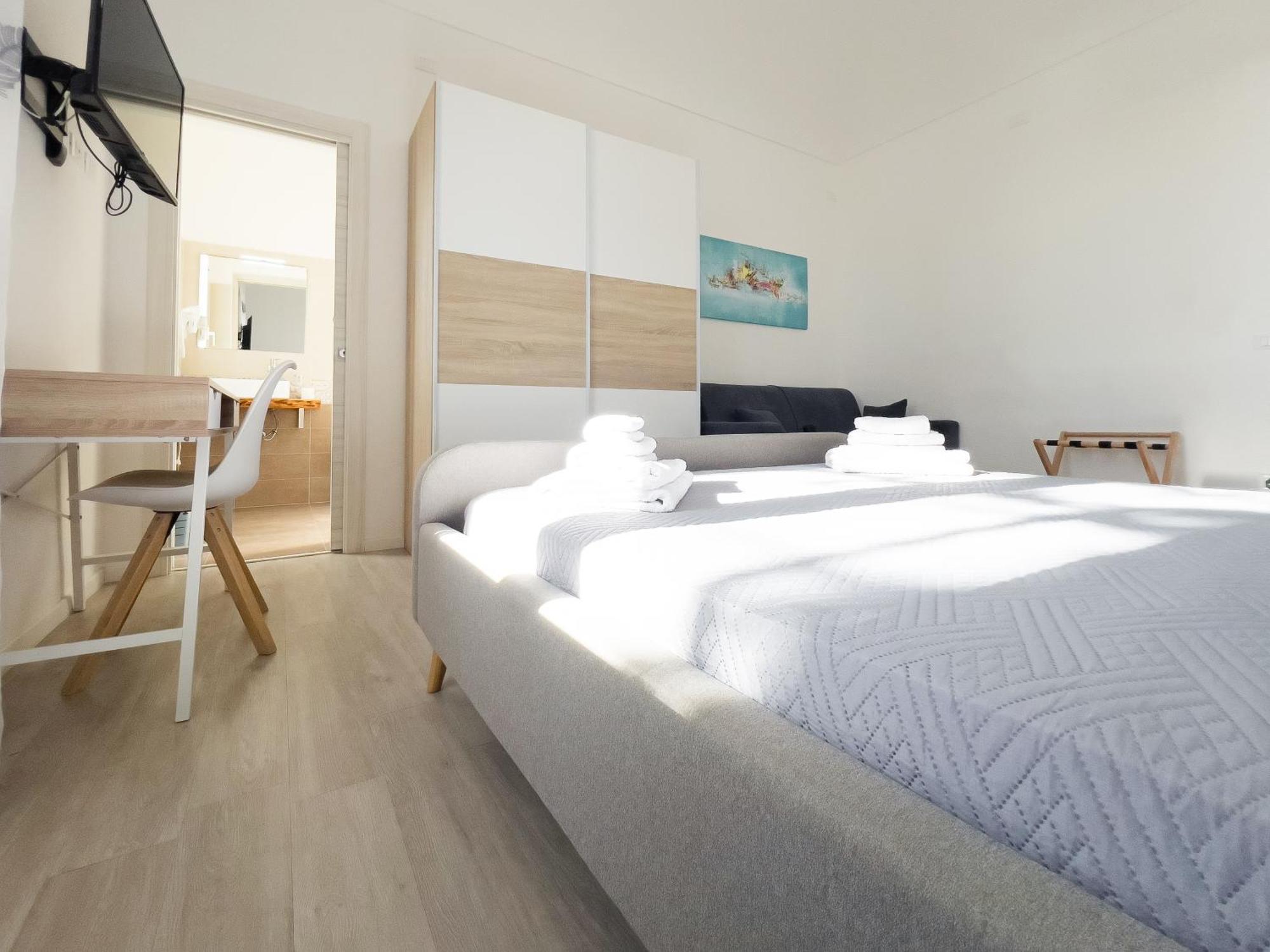 Ponente & Maestro Rooms Favignana Exterior photo