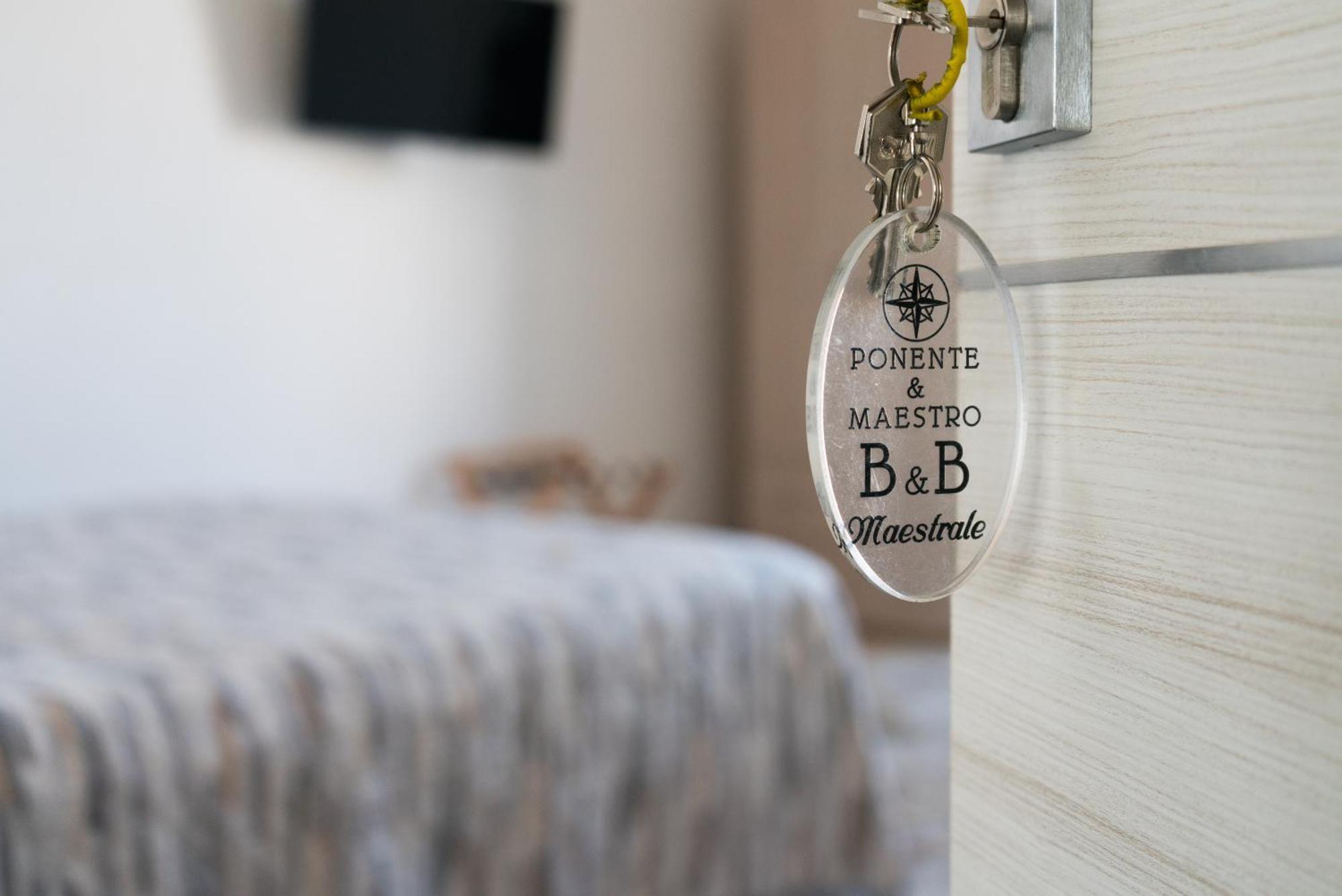 Ponente & Maestro Rooms Favignana Exterior photo