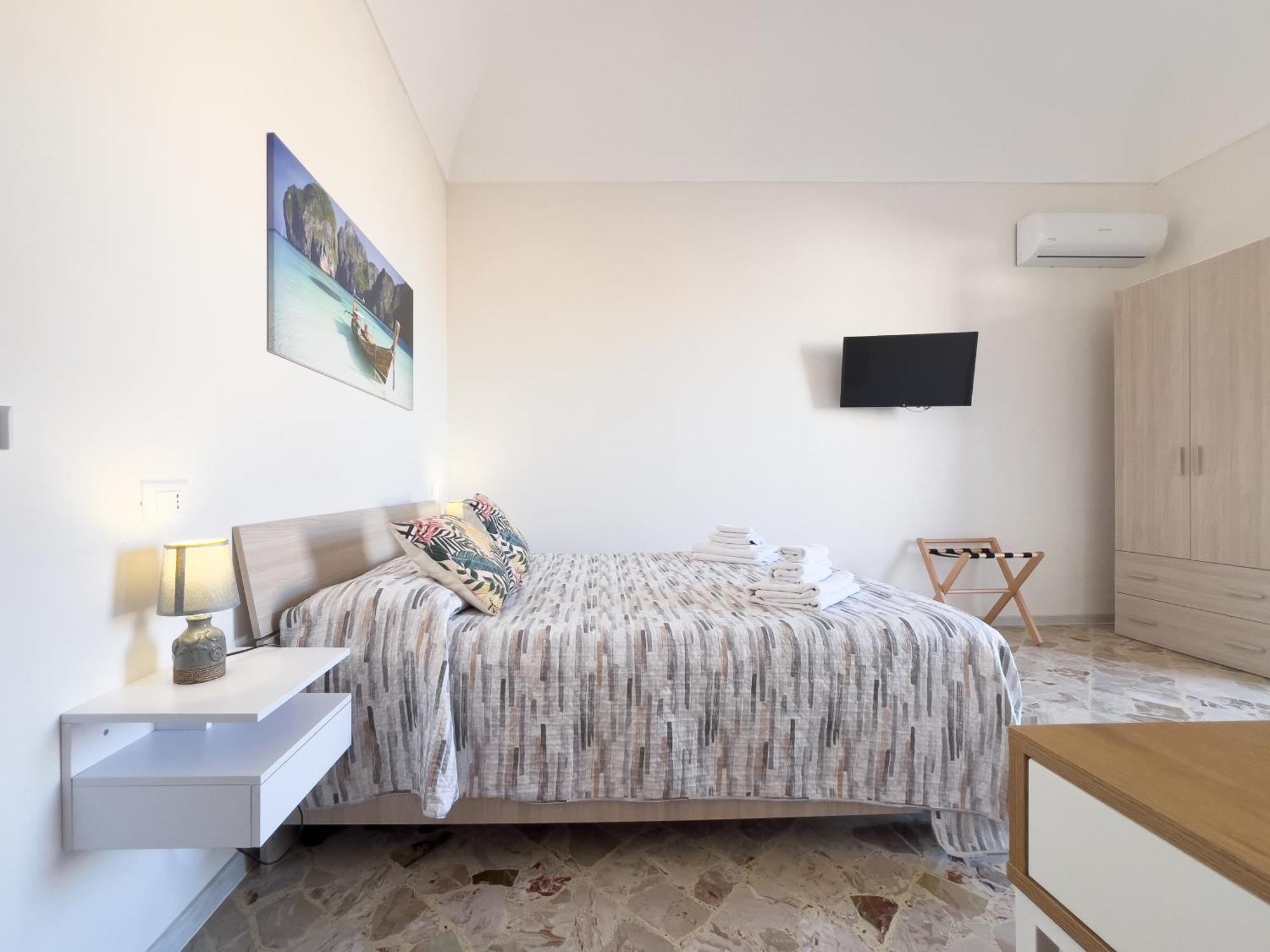 Ponente & Maestro Rooms Favignana Exterior photo