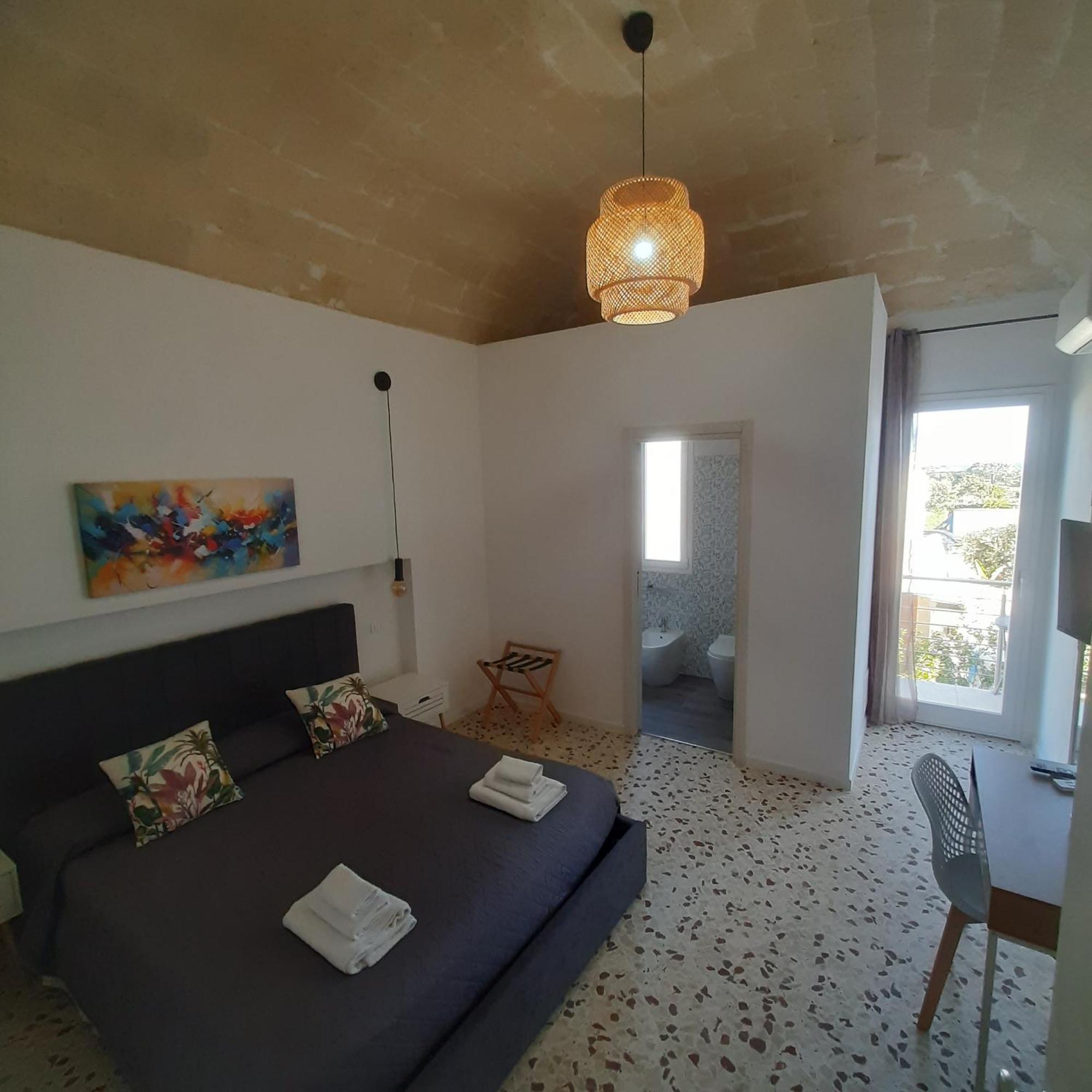 Ponente & Maestro Rooms Favignana Exterior photo